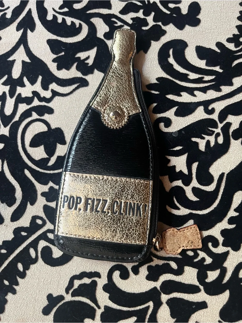 GUC! Kate Spade Leather Champagne Bottle Coin/Trinket Purse - Picture 1 of 7
